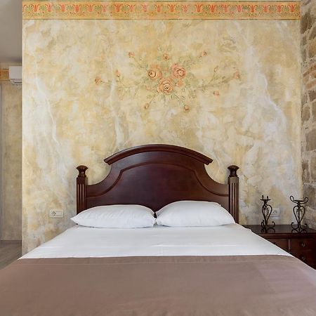 Pietra Rossa Hotel Split Exterior photo